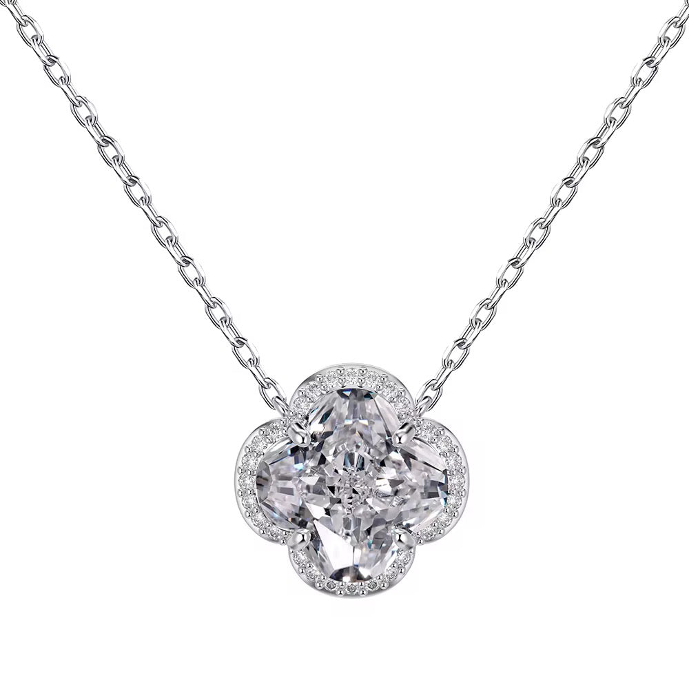 Clover Necklace